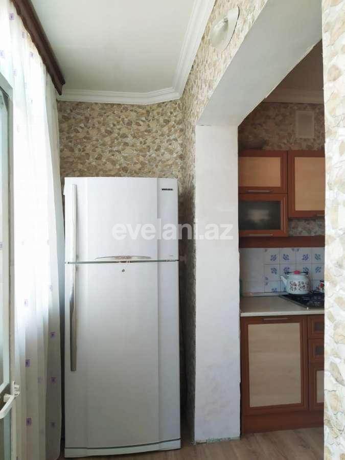 Satılır, köhnə tikili, 3 otaqlı, 85 m², Neftçilər m.