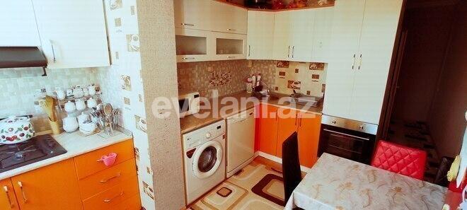 Satılır, köhnə tikili, 2 otaqlı, 45 m², İnşaatçılar m.
