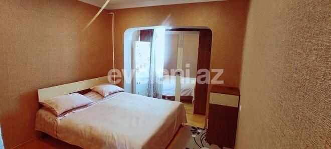 Satılır, köhnə tikili, 2 otaqlı, 45 m², İnşaatçılar m.