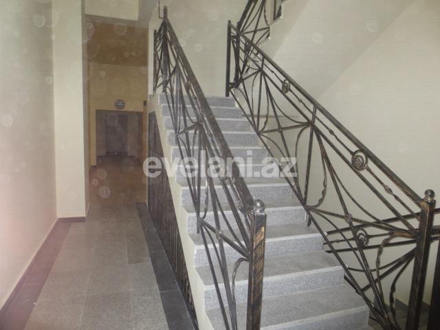 Satılır, yeni tikili, 2 otaqlı, 103 m², İnşaatçılar m.