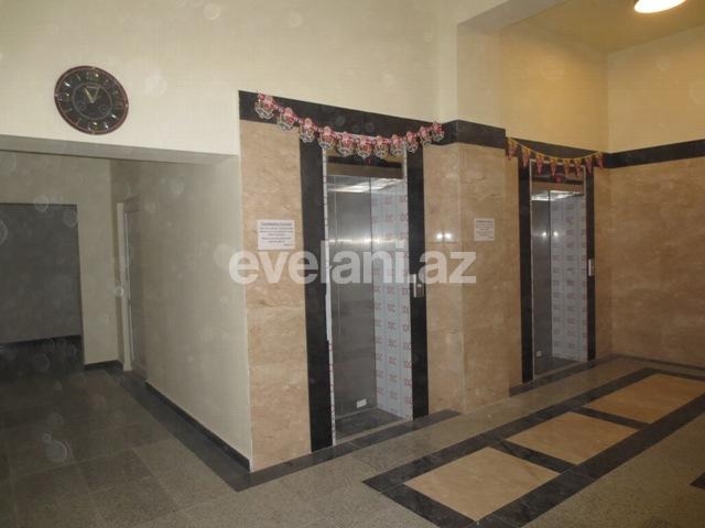 Satılır, yeni tikili, 2 otaqlı, 103 m², İnşaatçılar m.