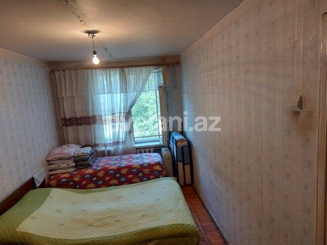 Satılır, köhnə tikili, 4 otaqlı, 100 m², Gənclik m.