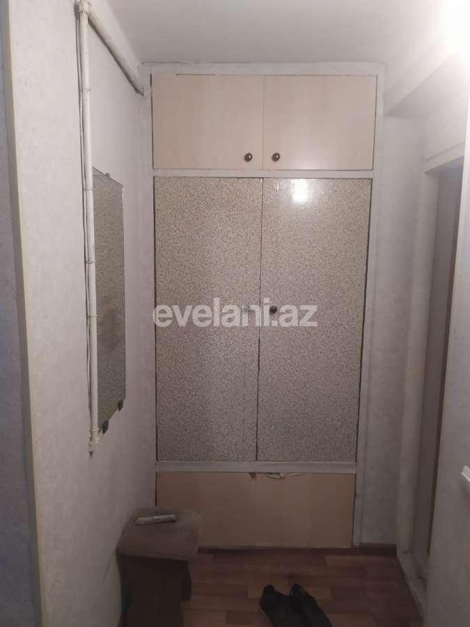 Rent, old building, 2 room, 60 m², Elmlar Akademiyası m.
