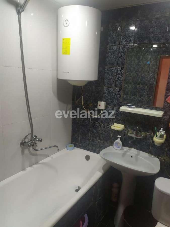 Rent, old building, 2 room, 60 m², Elmlar Akademiyası m.