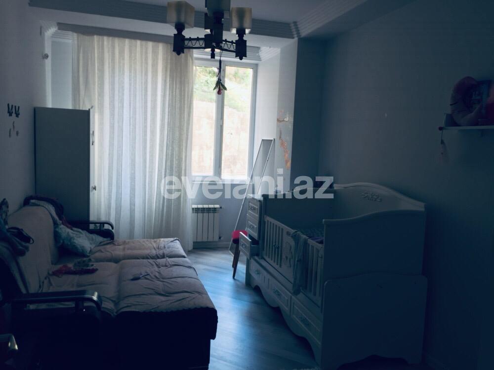 Satılır, yeni tikili, 4 otaqlı, 178 m², 28 may m.
