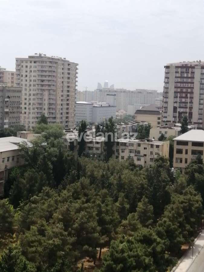 Satılır, yeni tikili, 2 otaqlı, 67 m², İnşaatçılar m.