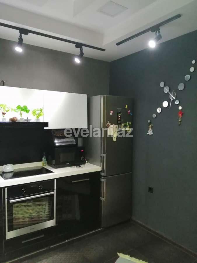 Satılır, yeni tikili, 2 otaqlı, 67 m², İnşaatçılar m.