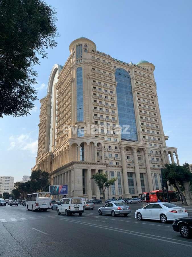 Satılır, yeni tikili, 5 otaqlı, 273.4 m², Elmlər Akademiyası m.