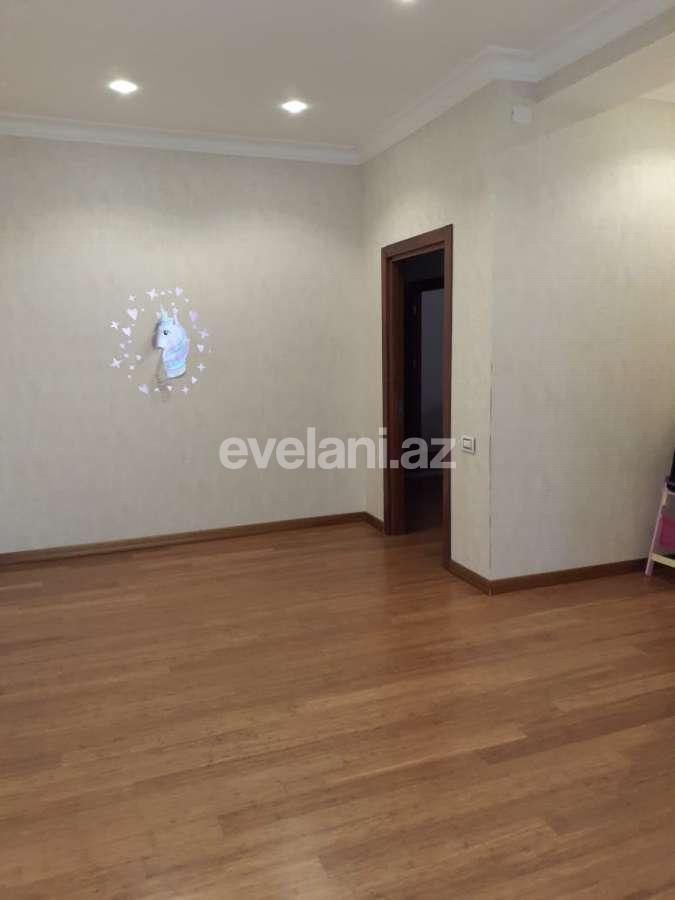 Satılır, yeni tikili, 4 otaqlı, 187 m², 28 may m.