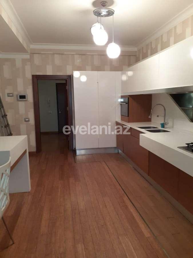 Satılır, yeni tikili, 4 otaqlı, 187 m², 28 may m.