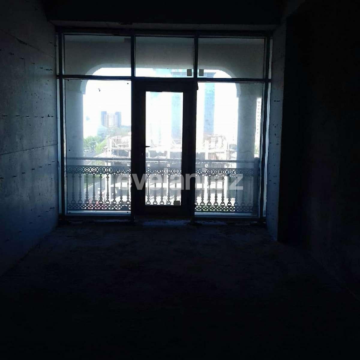 Satılır, yeni tikili, 4 otaqlı, 250 m², Nəsimi r.