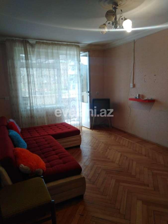Rent, old building, 2 room, 50 m², Elmlar Akademiyası m.