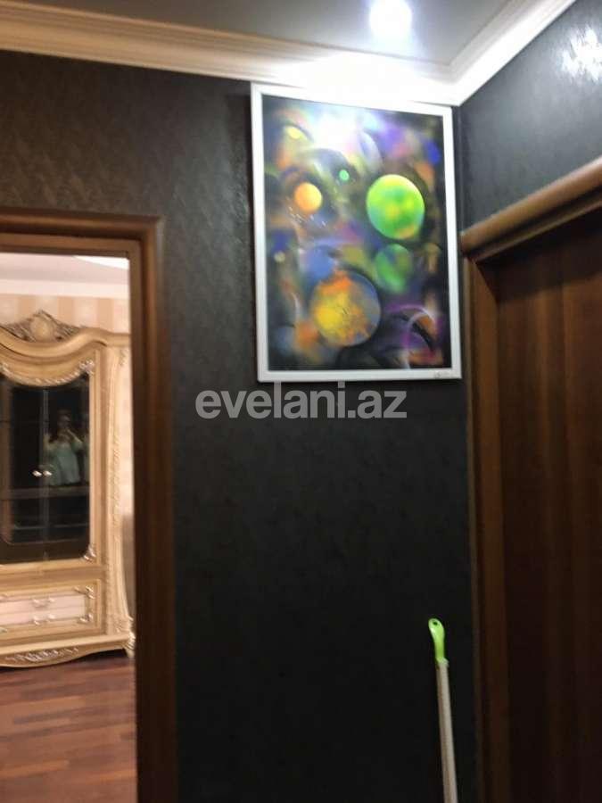 Rent, old building, 2 room, 57 m², Inshaatchilar m.