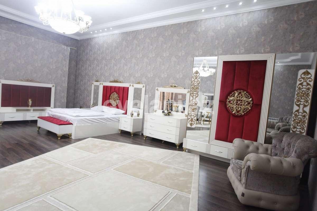 Satılır, villa, 14 otaqlı, 600 m², Badamdar q.