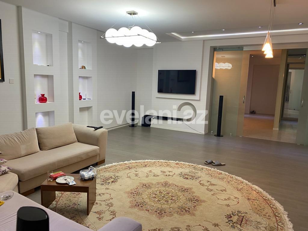 Satılır, yeni tikili, 4 otaqlı, 190 m², 28 may m.