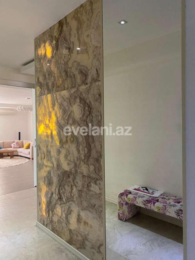 Satılır, yeni tikili, 4 otaqlı, 190 m², 28 may m.