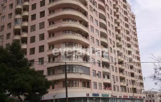 Satılır, yeni tikili, 4 otaqlı, 190 m², 28 may m.