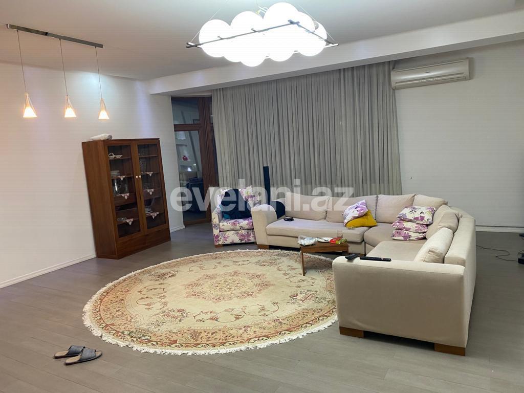 Satılır, yeni tikili, 4 otaqlı, 190 m², 28 may m.