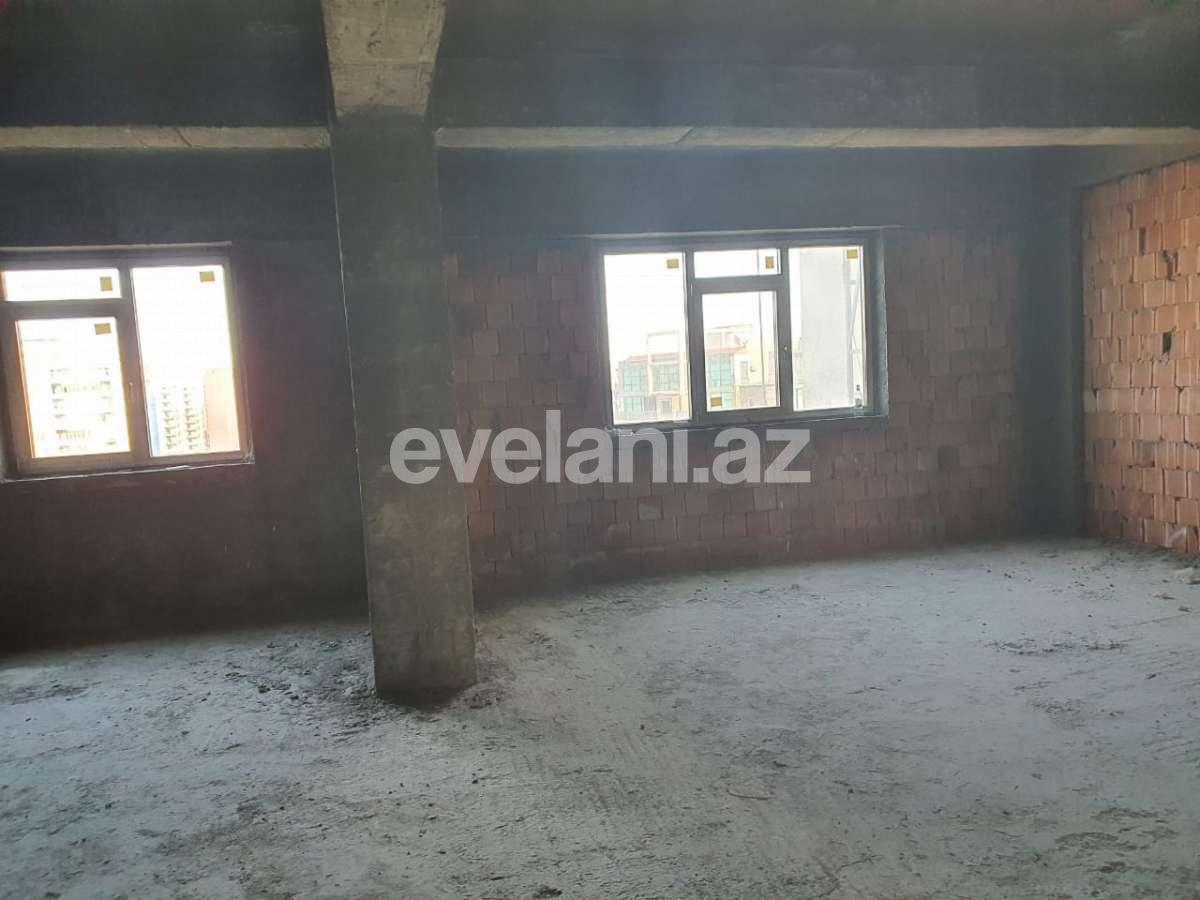 Sale, new building, 4 room, 202.4 m², Nasimi r.