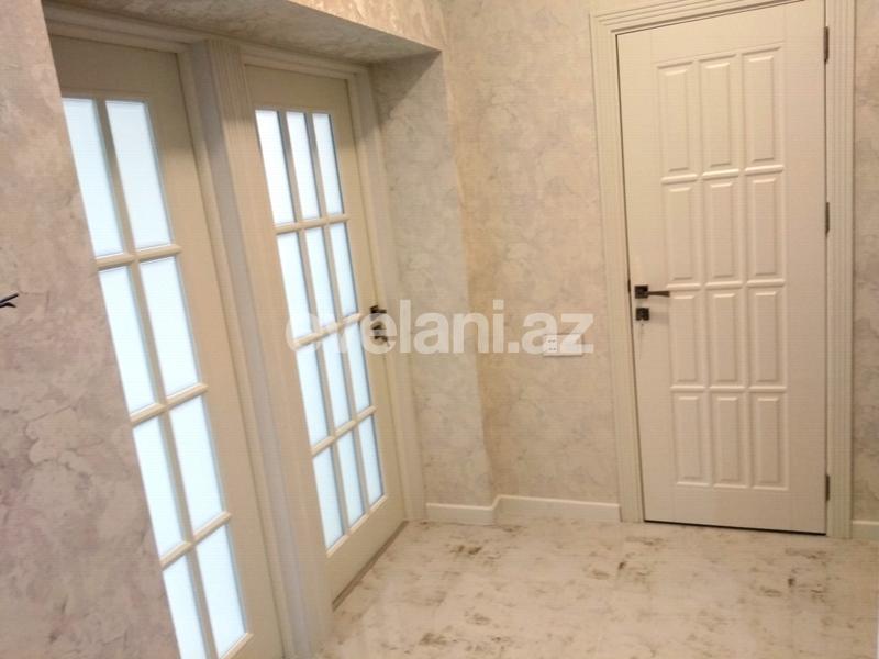 Satılır, yeni tikili, 2 otaqlı, 56 m², İnşaatçılar m.