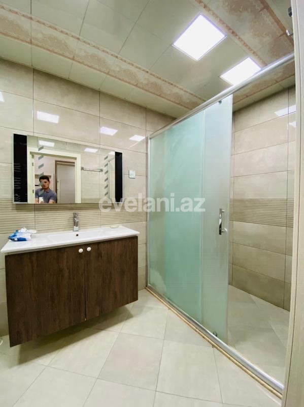 Satılır, yeni tikili, 2 otaqlı, 98 m², Azadlıq prospekti m.