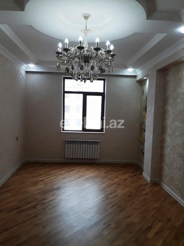 Satılır, yeni tikili, 3 otaqlı, 100 m², İnşaatçılar m.