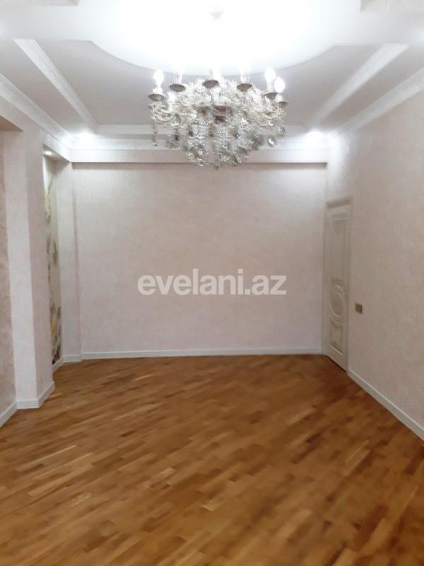 Satılır, yeni tikili, 3 otaqlı, 100 m², İnşaatçılar m.