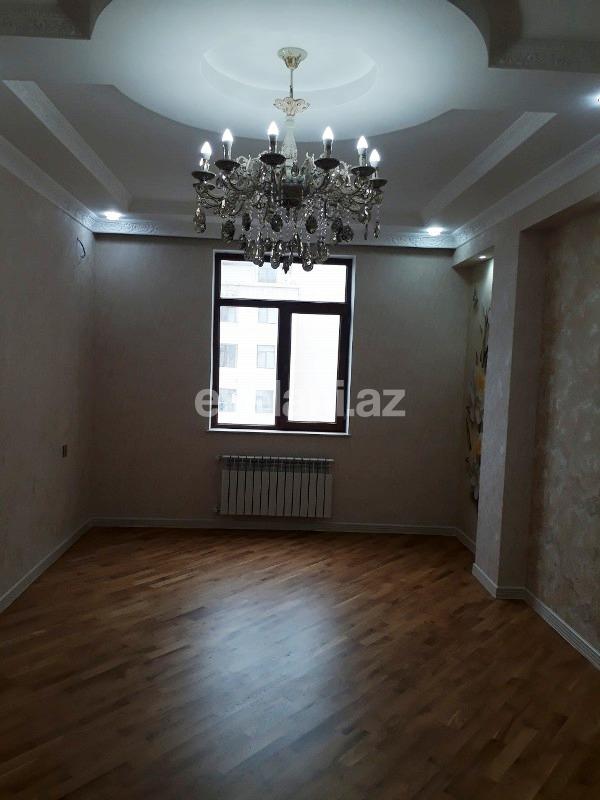 Satılır, yeni tikili, 3 otaqlı, 100 m², İnşaatçılar m.
