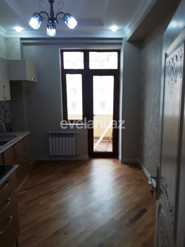 Satılır, yeni tikili, 3 otaqlı, 100 m², İnşaatçılar m.