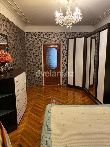 Sale, old building, 4 room, 100 m², Hazi Aslanov m.