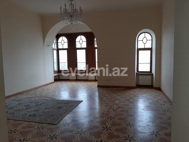 Kirayə verilir, ofis, 8 otaqlı, 305 m², İçəri Şəhər m.