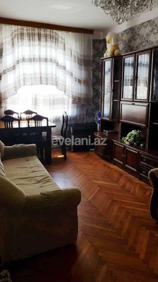 Satılır, köhnə tikili, 2 otaqlı, 55 m², Neftçilər m.