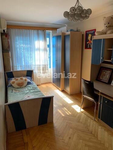 Sale, old building, 3 room, 80 m², Ganjlik m.