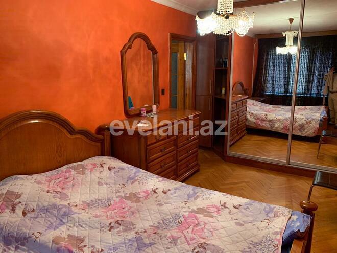 Sale, old building, 3 room, 80 m², Ganjlik m.