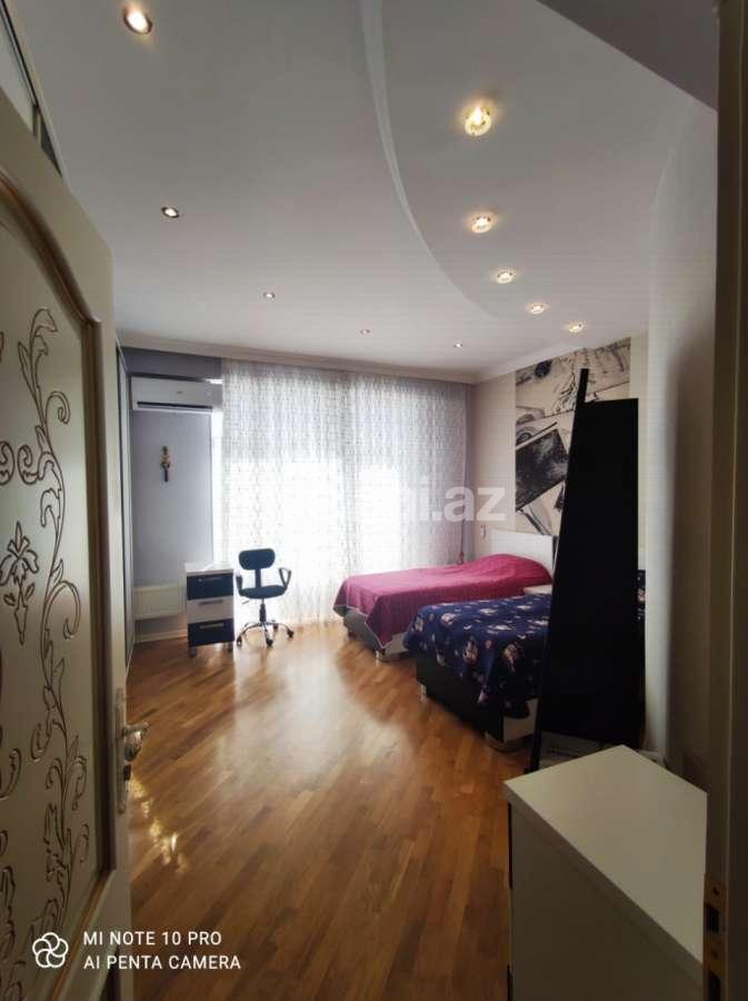Satılır, yeni tikili, 3 otaqlı, 150 m², Nizami m.