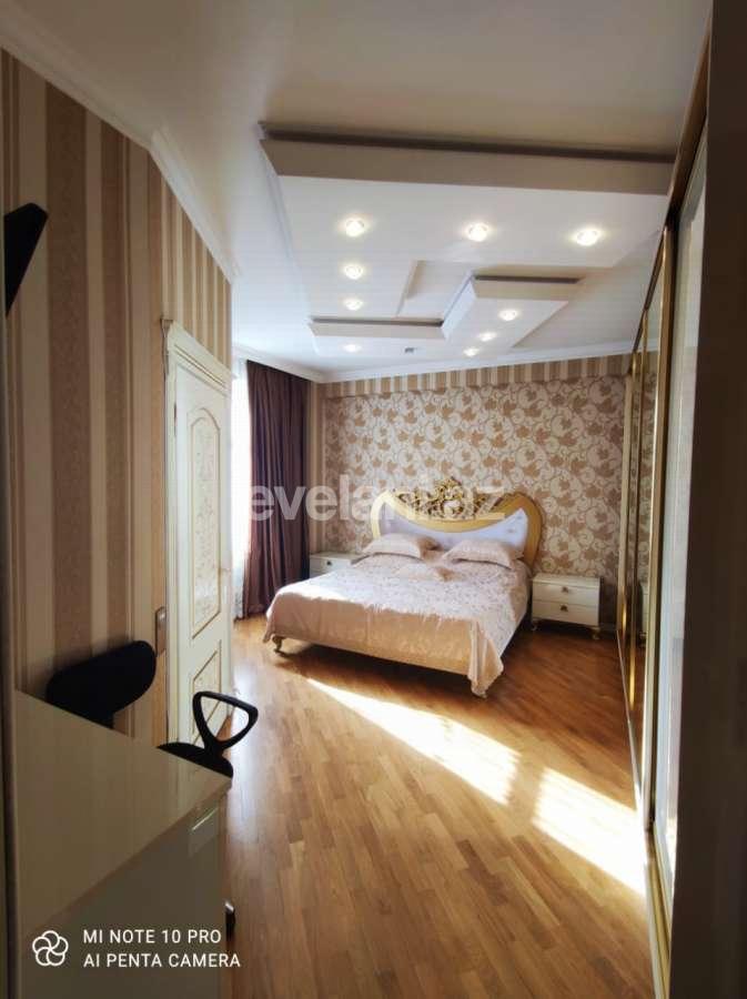 Satılır, yeni tikili, 3 otaqlı, 150 m², Nizami m.