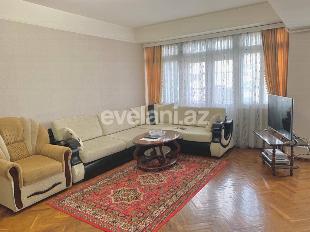 Rent, old building, 2 room, 80 m², Sabail r.