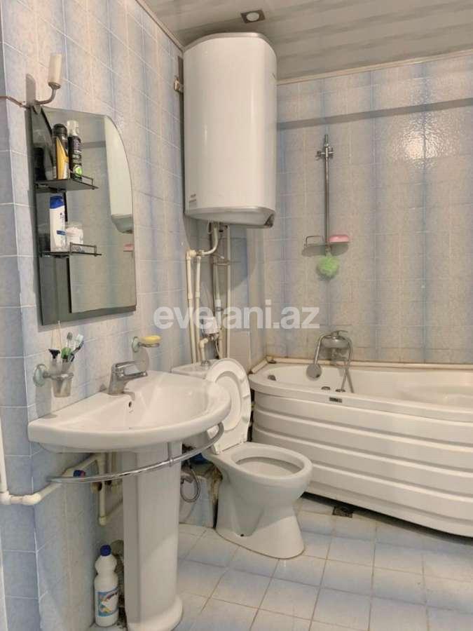 Rent, old building, 2 room, 80 m², Sabail r.