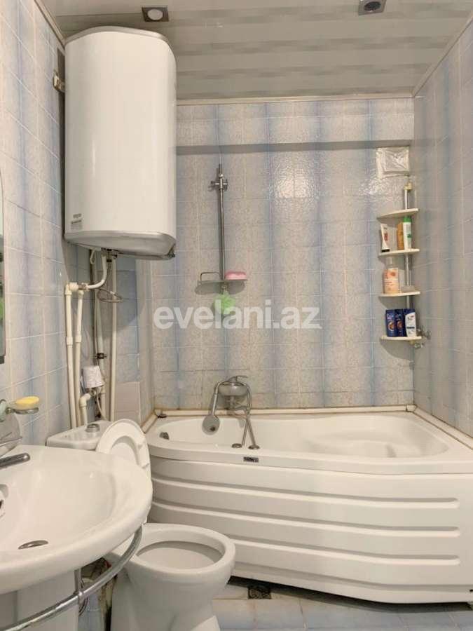 Rent, old building, 2 room, 80 m², Sabail r.