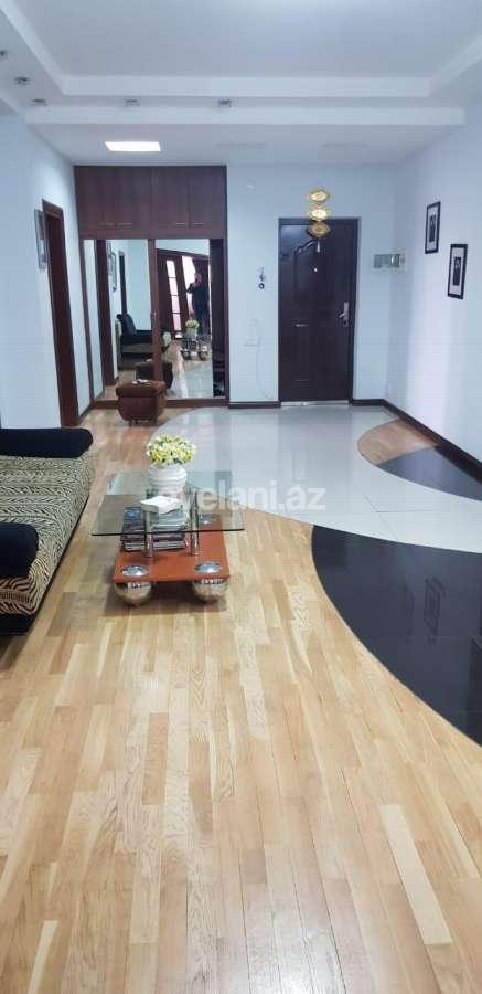 Satılır, yeni tikili, 4 otaqlı, 220 m², 28 may m.