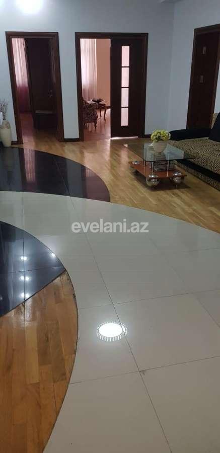 Satılır, yeni tikili, 4 otaqlı, 220 m², 28 may m.