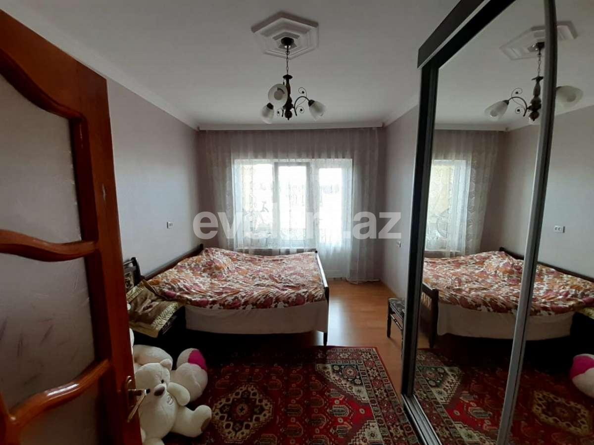 Satılır, köhnə tikili, 3 otaqlı, 85 m², Neftçilər m.