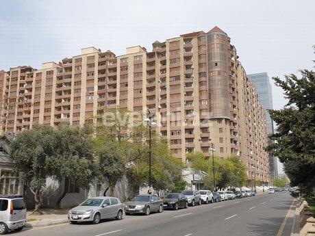 Satılır, yeni tikili, 3 otaqlı, 148 m², Şah İsmayıl Xətai m.