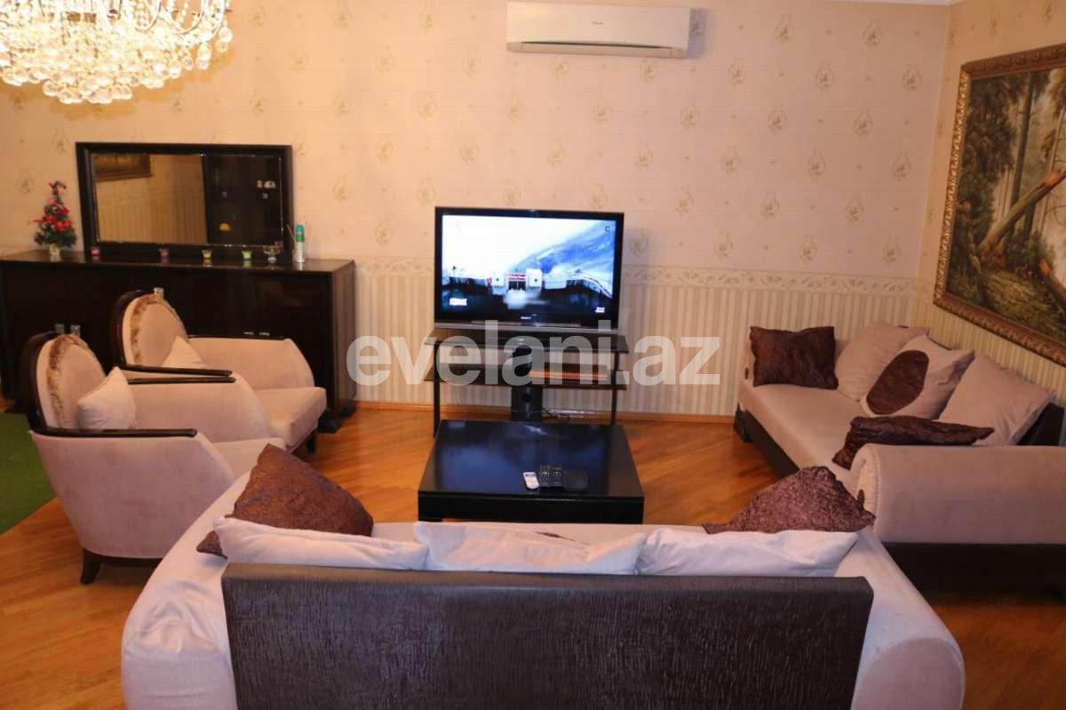 Satılır, yeni tikili, 4 otaqlı, 170 m², 28 may m.