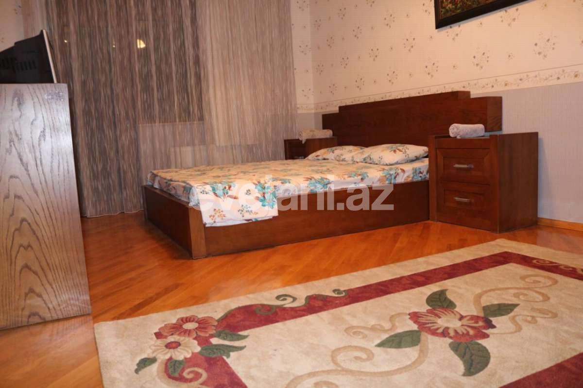Satılır, yeni tikili, 4 otaqlı, 170 m², 28 may m.