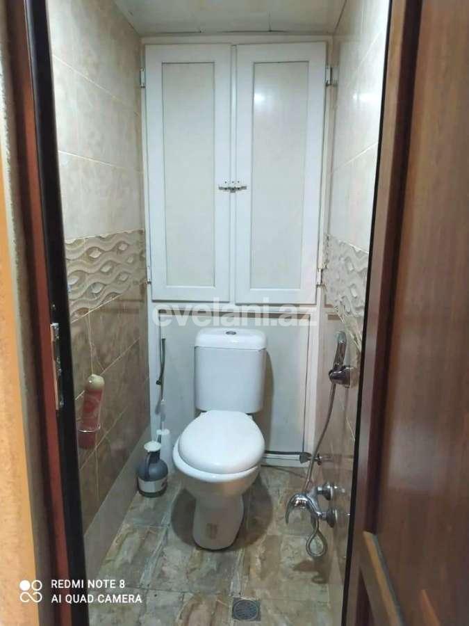 Satılır, köhnə tikili, 2 otaqlı, 52 m², Azadlıq prospekti m.