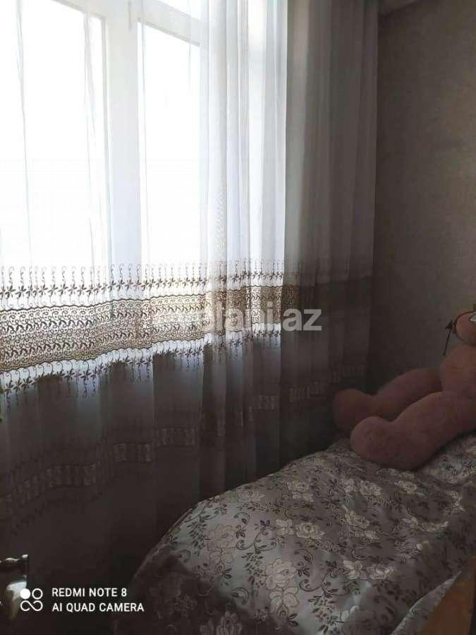 Satılır, köhnə tikili, 2 otaqlı, 52 m², Azadlıq prospekti m.