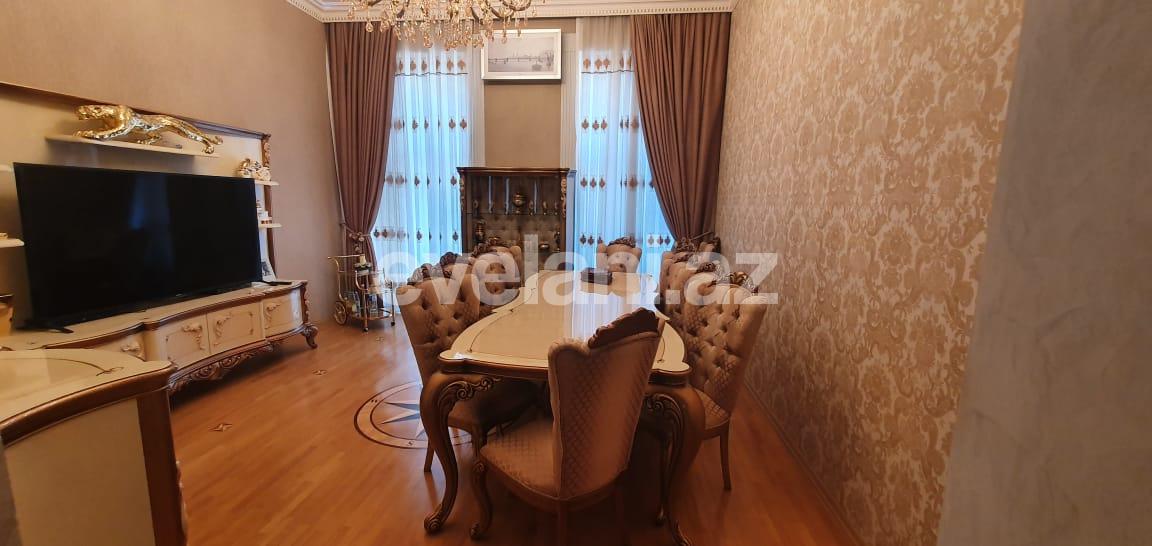 Satılır, köhnə tikili, 4 otaqlı, 120 m², Sahil m.