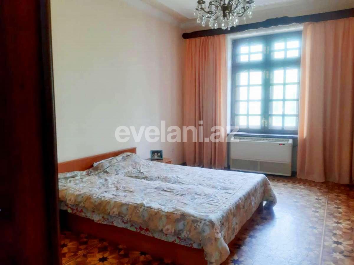 Sale, old building, 5 room, 147 m², Elmlar Akademiyası m.