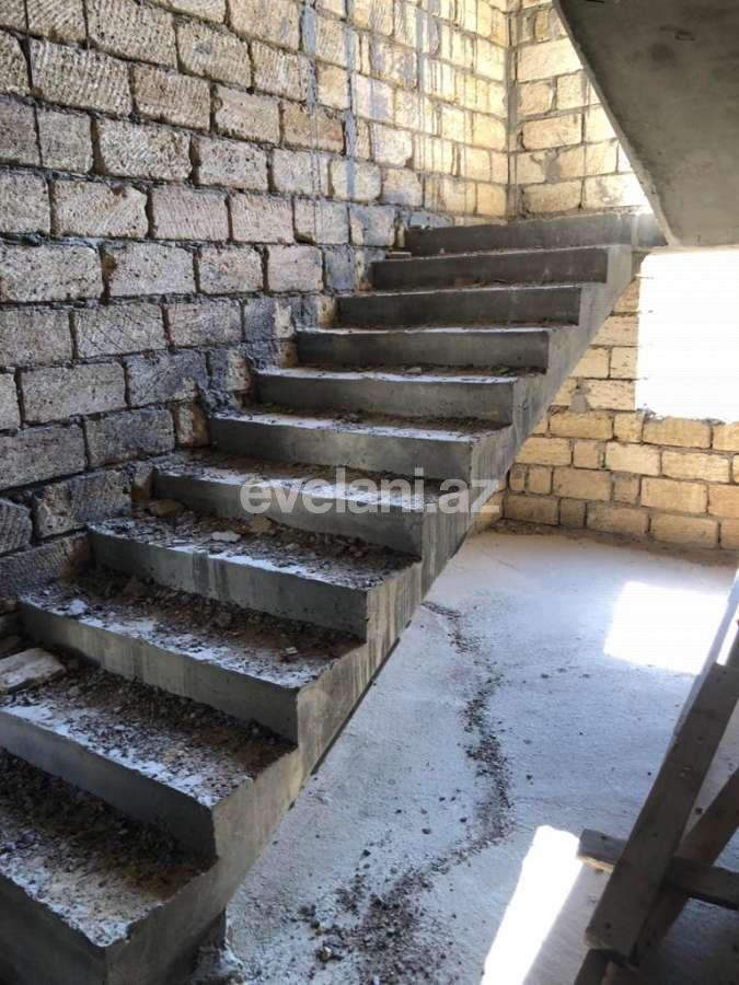 Satılır, həyət evi / bağ, 7 otaqlı, 360 m², Novxanı q.